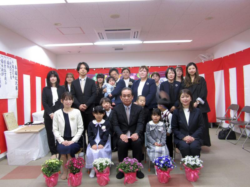 3月14日(土)　今年は卒園児二名。小学校は別々だけどずっと友達だよ。